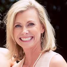 Holly Wolfe (@MrsHollyWolfe1)