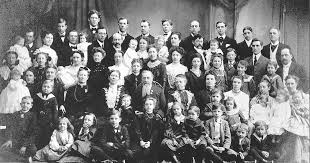 The 37 years old south african woman, a mother of six years old twins, delivered the 10 babies, comprising of seven boys and three girls through caesarean section on monday, june 7. A Woman Gave Birth To 69 Children In 76 Years And Her Story Stirs Up Heated Debate