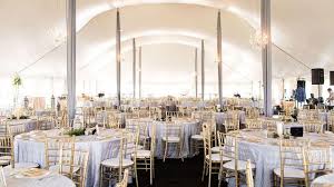 Hotel Arista In Naperville Il Chicagostyle Weddings Wedding Venue Chicago Wedding Venues Inexpensive Wedding Venues Destination Wedding Places
