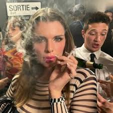 Stream Albert Macias music