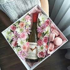 Special selection of products available to order online 24 hours a day. Giftbox Gift Flowers Wine Macaroons Flower Box Gift Bouquet Box Floral Gifts