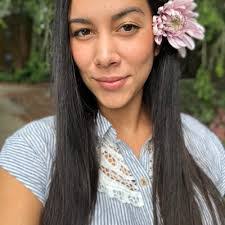 Kiana Diaz's Instagram, Twitter & Facebook