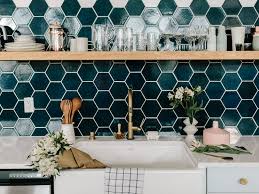 Nos ha quedado fatal y queremos quitarlo. Pintar Azulejos Todo Lo Que Necesitamos Saber Para Nuestro Proyecto