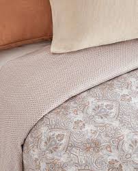 Ropa de cama, manteles, cubiertos, bisutería, complementos. Zara Home 2021 Sabanas Fundas Nordicas Y Colchas
