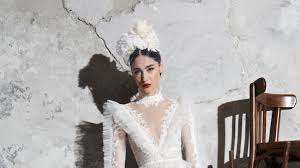Well, when he was engaged in the wedding of rabbih and ginwa, it was clear that the bride would look stunningly beautiful. Zuhair Murad Bridal Spring 2020 Collection Vogue