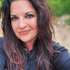 Recommendations for female tattoo artists