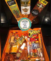 Birthday Gift Basket Ideas For Boyfriend Pin By Jacqueline On Puff Puff Baby Boyfriend Gift Basket Boyfriend Gifts Oranges Gift