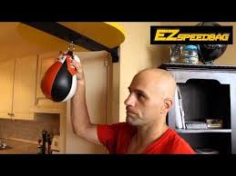 Beginner Boxing Speed Bag Tutorial With The Ez Speedbag Punching Bag Workout Boxing Training Workout Boxing Training