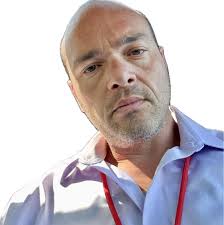 Unfortunately found this while re stringing, I doubt this is repairable.  Would anyone know who can build a new wrest plank? Thanks