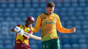 29/2 in 7.3 overs was the score when rain interrupted the play. Psju8p4nskollm