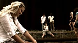 Partying ensues, and mandy's close pal, emmet, keeps a. Kritik Zu All The Boys Love Mandy Lane Epd Film