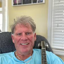 Blake Shelton has always been a country superstar with a down-to-earth  charm, but his collaboration with his mother, Dorothy Shackleford, reveals  a deeply personal and heartwarming side to the artist. Together, the