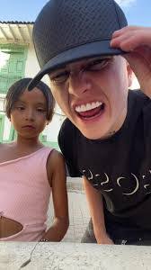 Samantha Stallcup's Instagram, Twitter & Facebook