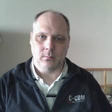 Darryl Tomlin's Instagram, Twitter & Facebook