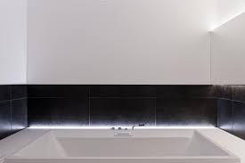 rgb led verlichting indirect ingewerkt in badkamer lichtadvies door onze lichtarchitecten lichthuis mol modern badkamer verlichting