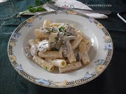 125 g di prosciutto cotto a dadini. Pasta Con La Panna E Funghi Champignon