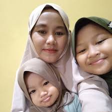 Leia Sutton, once a highly respected medical student, was cherished by her  lab teammates—until the arrival of Maya Newman. Falling victim to Maya's  subtle schemes, Leia's reputation crumbles, leading to betrayal and