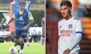 Houssem aouar, 22, from france olympique lyon, since 2016 central midfield market value: Arsenal Star Has Said His Goodbyes To Team Mates As Houssem Aouar Transfer Edges Closer Football Sport Express Co Uk