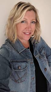 Vintage and Vine artist of the week