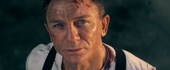 Queer re-view: No Time To Die — Licence to Queer