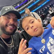 Shonda Lopez's Instagram, Twitter & Facebook