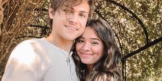 Dwight Abernathy's Instagram, Twitter & Facebook