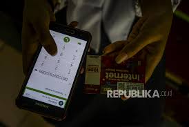 Lantas pertanyaan yang sering muncul, bang kalau kuota gratis yang diberikan sudah habis bagiamana cara trik agar mendapatkan kuota gratis setiap hari dari aplikasi roli. Ini Operator Seluler Yang Ikut Program Bantuan Internet Republika Online