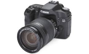 Canon 50d doesn't have a sensor based image stabilization system but 112 of these lenses already comes with optical image stabilization. Canon Eos 50d Kit 15 1 Megapixel Digital Slr Camera With 18 200mm Image Stabilizing Lens At Crutchfield