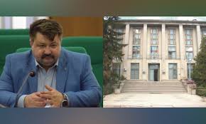 Șeful biroului rutier din cadrul poliției municipale vaslui, inspectorul iulian munteanu, a fost reținut, vineri, pentru 24 de ore, în urma unei ordonanțe emise de procurorii serviciului teritorial iași al dna, au precizat pentru agerpres surse judiciare. Ipj Vaslui Un Izvor De Bani Nesecat Pentru Unii Maximiuc Si Vrabie In Vizor Ètiri Vaslui