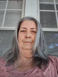 Introduction of an American woman living in BC Canada