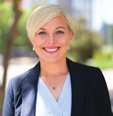 Stacy Rich's Instagram, Twitter & Facebook