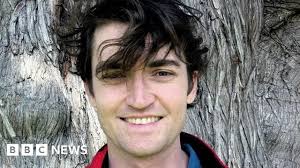 Quick reminder that this day 2 months ago Trump pardoned Silk Road creator  and illegal drugs distributer Ross Ulbricht : r/Destiny