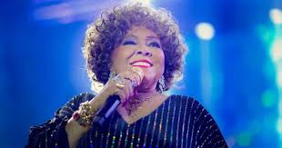 Entenda como a voz eterna de Alcione consagra o samba na Sapucaí
