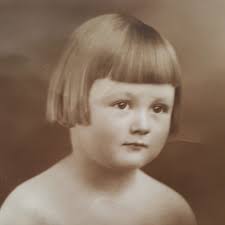 My dad Barry Emberson knelt near the number 9 , would have been his  birthday today proud to have been a miners daughter x