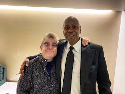 Patton Oswalt Defends Apologizes For New Year S Eve Photo With Dave Chappelle