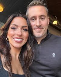 Pizzaaaa! Orsetta Craft Kitchen & Bar in DePere is ridiculously good, you  guys! If you're in the area or just driving through, you gotta stop by!  It's one of our favorites! Catch