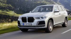The xdrive30d dpe signature and xdrive40i respectively. 2018 Bmw X7 Release Date Price Launch In India Spy Images News