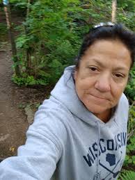 Hiking at Lake 22 in Granite Falls Washington