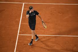 Η «μαχη» του τσιτσιπα κοντρα στον ζβερεφ με το βλεμμα στον τελικο; Etsi Ekane To 2 1 O Stefanos Tsitsipas Vid To10 Gr