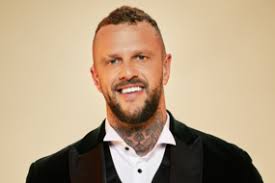 Jackson fronts golf film