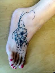 Hibiscus Tattoos Tattoo Designs Tattoo Pictures Hibiscus Tattoo Hibiscus Flower Tattoos Tattoos For Women Flowers