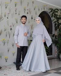 Inspirasi model baju untuk tunangan dan lamaran modern yang couple ini bisa jadi contoh bagi pasangan kekasih yang ingin terlihat modis. Zenata Couple Tunangan Baju Pasangan Remaja Kekinian Baju Pasangan 2021 Baju Pasangan Untuk Lebaran Baju Pasangan Suami Istri Baju Couple Baju Pasangan Kondangan Baju Pasangan Terbaru 2021 Baju Couple Lebaran Terbaru 2021 Lazada Indonesia
