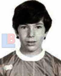 Последние твиты от zinedine zidane (@officialzzidane). Zinedine Zidane Childhood Story Plus Untold Biography Facts