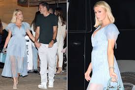 One of today's most recognizable entrepreneurs and international influencers, paris hilton is a pioneer in reality television and an innovator in social media and celebrity branding. Khb4zc2xvz Hgm