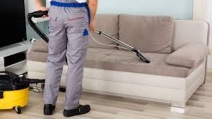 Anschließend lassen sie es trocken. Polstermobel Reinigen Anleitung Stoff Kunstleder Und Echtleder