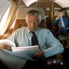 There's not much to say, l'avvocato broke all the rules. Style Lessons From Gianni Agnelli Barroco Italia