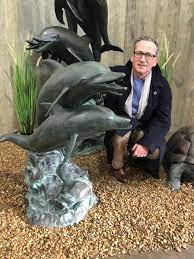 Our dolphin statue collection includes the artwork of 9 talented artists and is offered by your trusted resource for dolphin sculptures for 20 years. Bronze Fountain Dolphin Sculpture Water Feature Statue Avant Garden