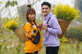Mạc văn khoa lầy lội với màn bán sầu riêng dạo làm cả trường quay cười rụng rốn | người ấy là ai mùa 2 tập 12. Diá»…n Vien Hai Máº¡c VÄƒn Khoa Khoe Cuá»™c Tinh 5 NÄƒm Ngá»t Ngao Bao NgÆ°á»i Lao Ä'á»™ng