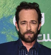 Maybe you would like to learn more about one of these? Riverdale Sospesa La Produzione Dopo La Morte Di Luke Perry