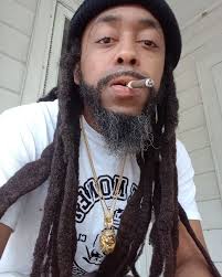 Travis Farmer (@rbitrav85) · Instagram photos and Reels